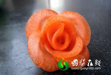 吃胡萝卜好处多 降压健胃抗衰老_国医在线_guoyi163.com